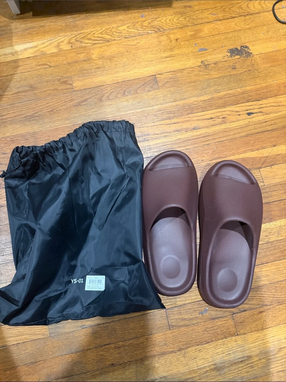 Yeezy Slide 01 Fudge
